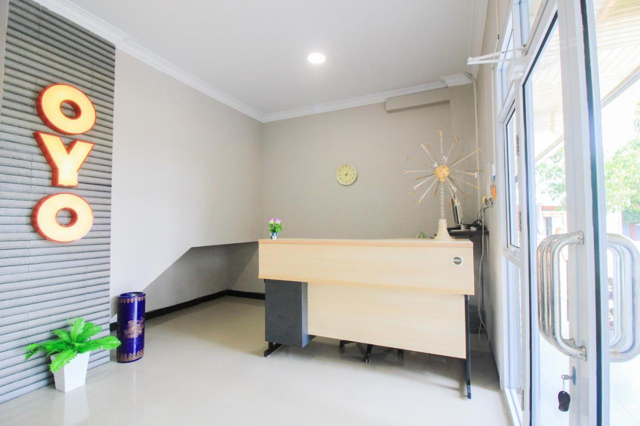 Oyo 1653 Fajar Residence Pekanbaru Exteriér fotografie