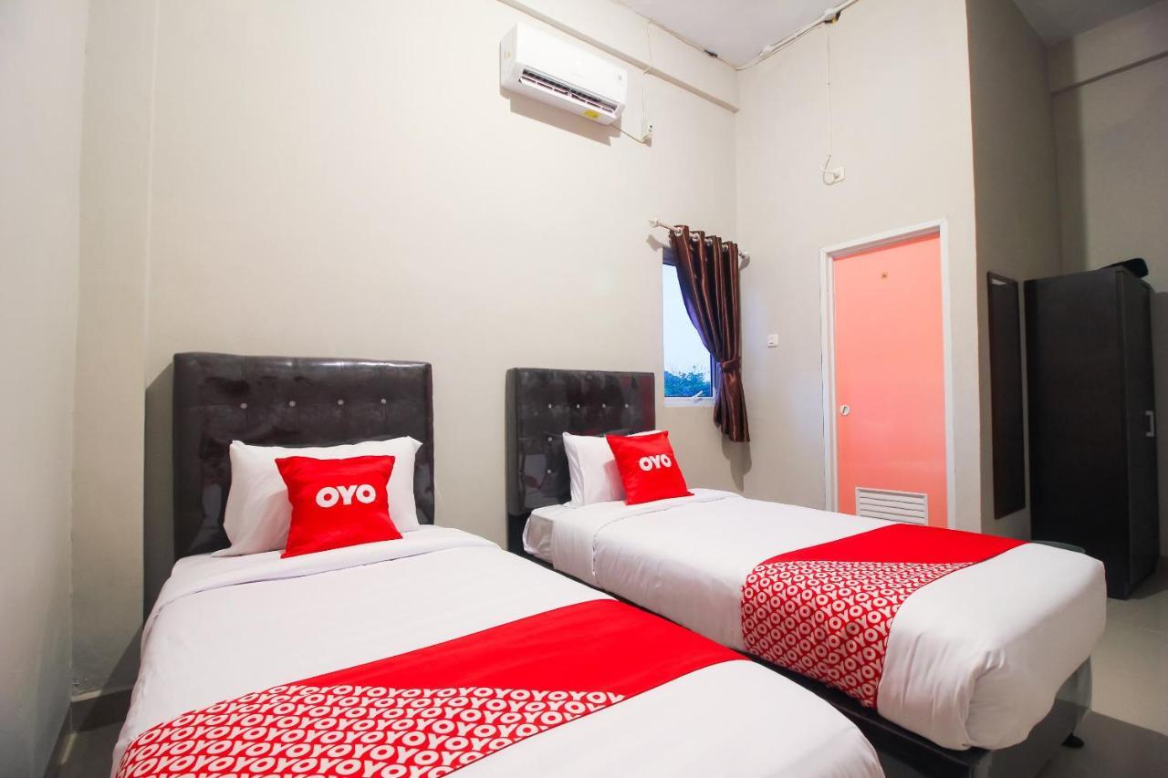 Oyo 1653 Fajar Residence Pekanbaru Exteriér fotografie