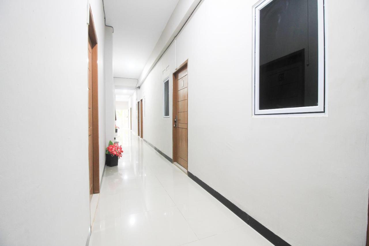 Oyo 1653 Fajar Residence Pekanbaru Exteriér fotografie