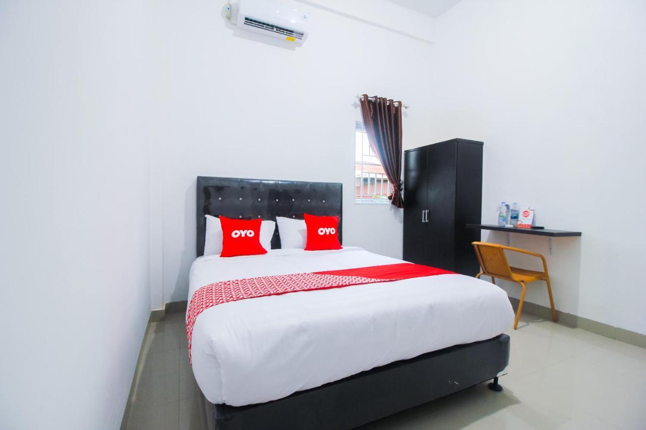 Oyo 1653 Fajar Residence Pekanbaru Exteriér fotografie