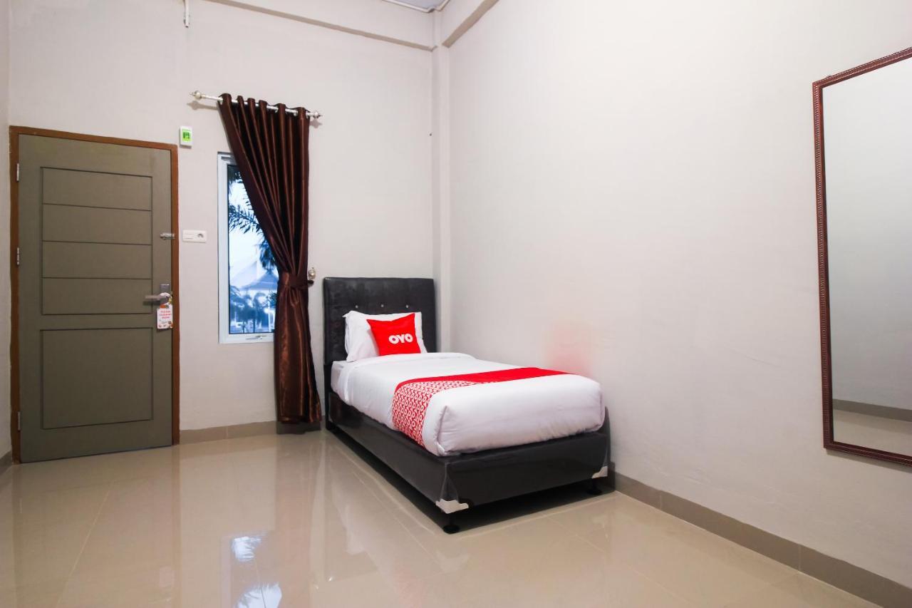 Oyo 1653 Fajar Residence Pekanbaru Exteriér fotografie